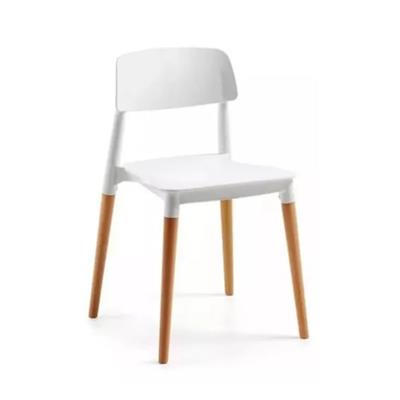 SILLA DE COMEDOR PLASTICAS MILAN