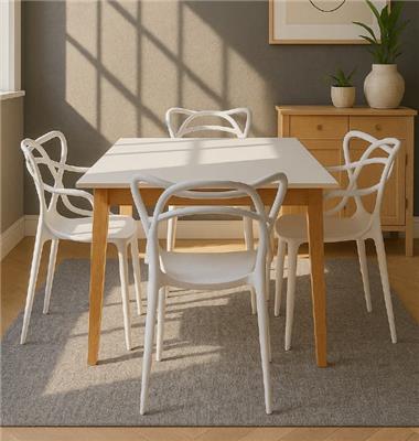 MESA DE COMEDOR TULIP 140CM + 4 SILLAS MASTER 