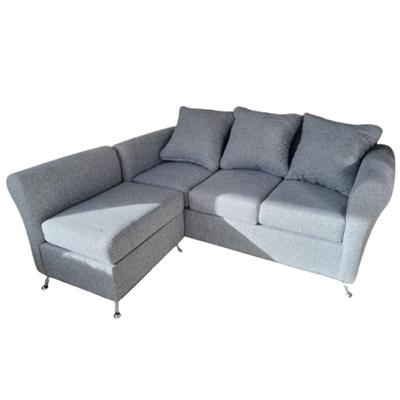 sillon esquinero 3 cuerpos 180cm sofi alpha gris claro patas aluminio